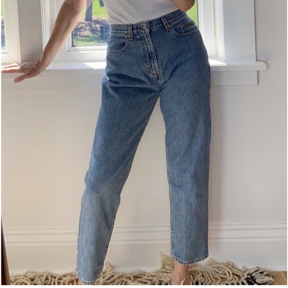 Calvin Klein Denim - Calvin Klein Vintage Easy Fit Straight Leg Light Wash Distressed Jeans Size 33